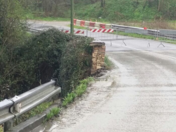 Riaperta al traffico, con senso unico di marcia, via Baldassarre Peruzzi