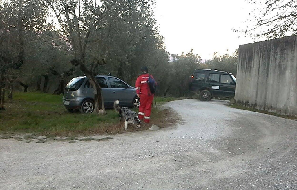 Donna scompare con la sua auto