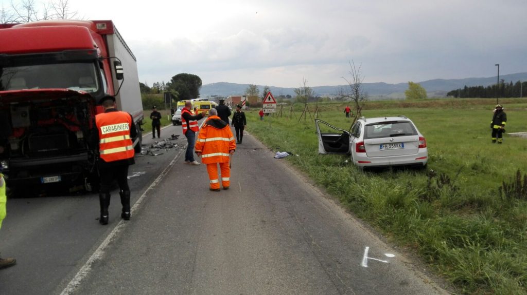 In Italia per il matrimonio della figlia la donna morta nell'incidente