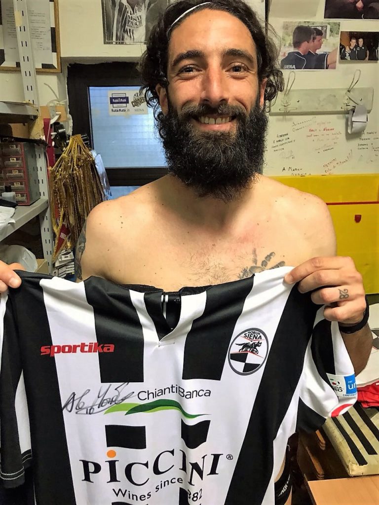 “Il grande cuore della C”, maglie della Robur all’asta