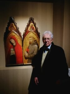 L'ex premier Mario Monti in visita alla mostra su Lorenzetti