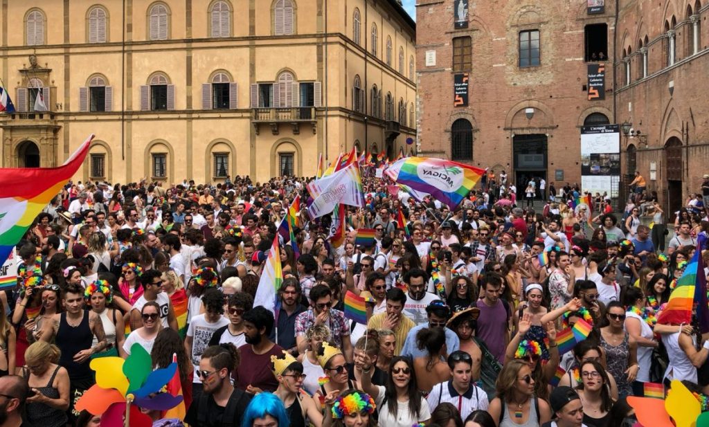 Arriva a Siena la Mostruos3 Pride 2024: il 22 giugno il corteo per le vie della città