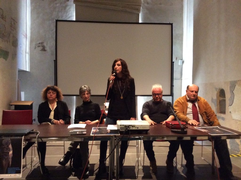 Presentata la mostra itinerante "Donna in cammino"