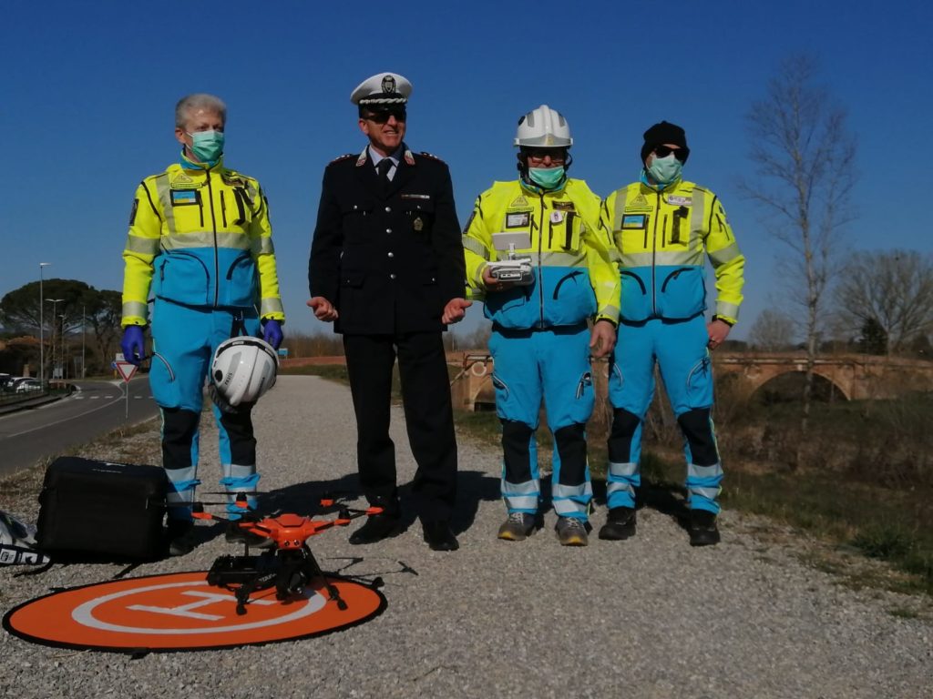 Polizia Municipale: scatta una denuncia, i droni non rilevano infrazioni