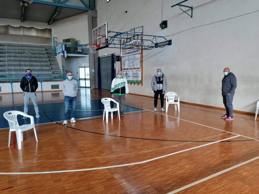 Asciano, attività sportive sospese per una settimana