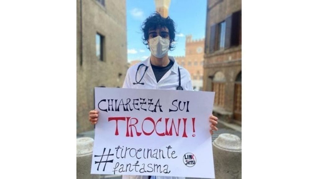 Il grido degli studenti di medicina di Siena: "Basta tirocinanti fantasma"