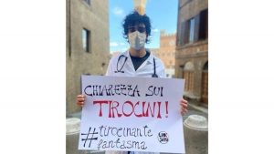 Il grido degli studenti di medicina di Siena: "Basta tirocinanti fantasma"