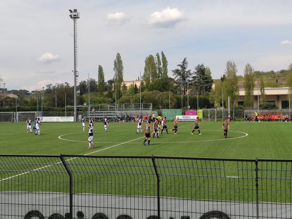 Il Siena batte di misura il Grassina grazie al gol di De Angelis