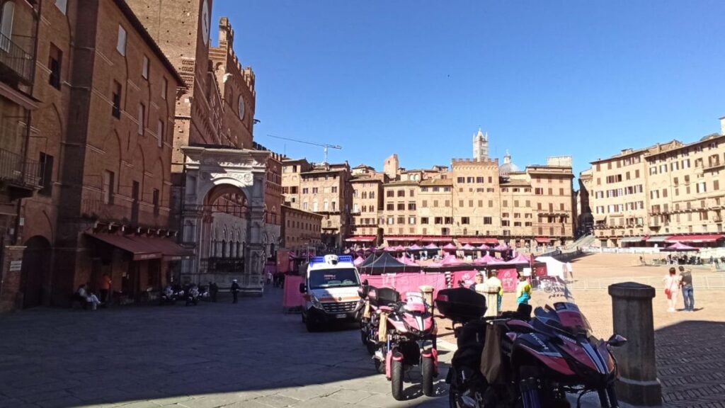 Il Giro d'Italia fa tappa a Siena: arrivo in Piazza del Campo il 18 maggio