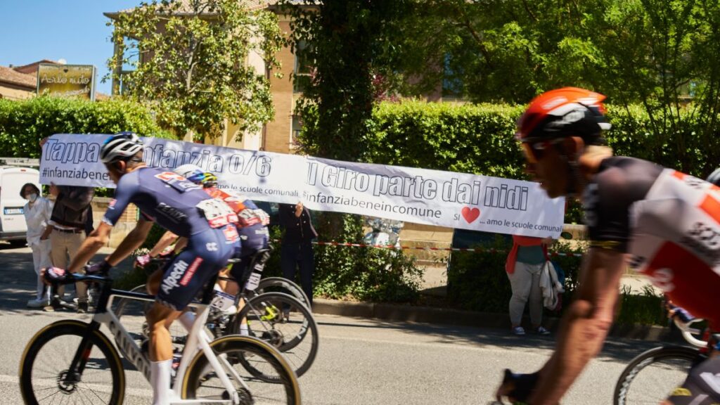 Comitato 'Sì...amo le scuole comunali': "Il Giro parte dai nidi"