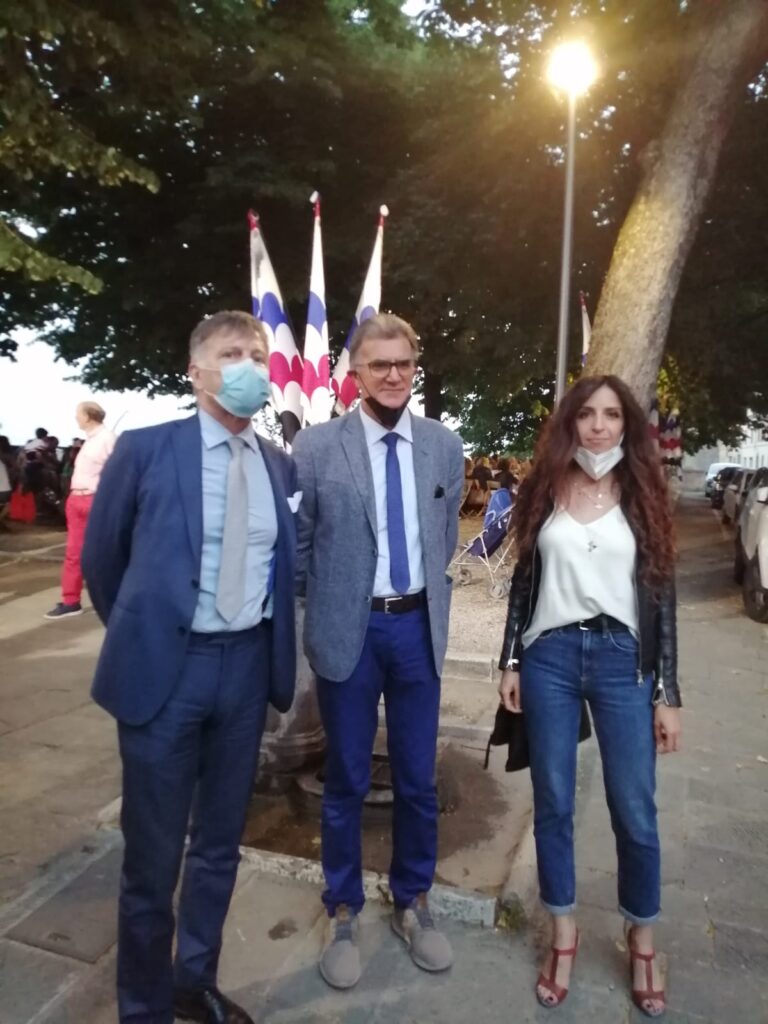 Siena, da oggi illuminato il giardino di via Campansi e l'antico fortino delle donne senesi