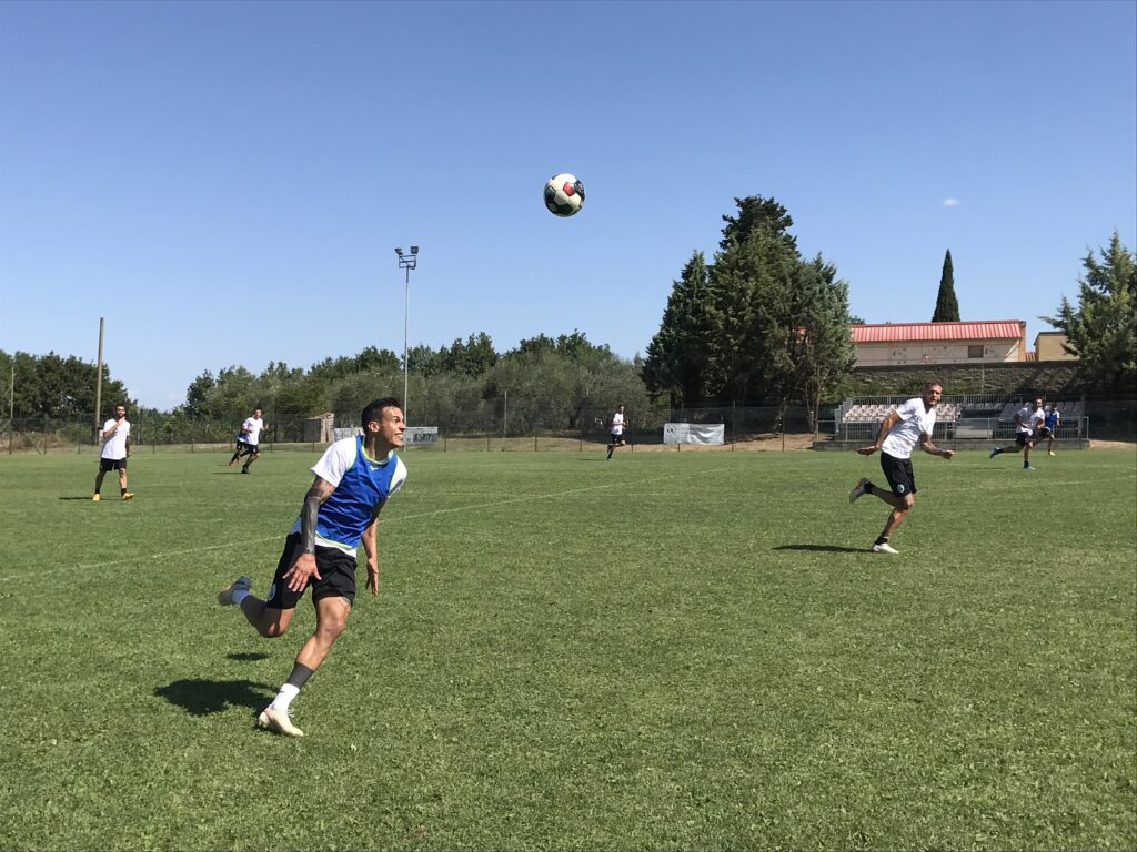 Siena, l'allenamento di oggi: Amoruso torna in gruppo, Mora subito al lavoro