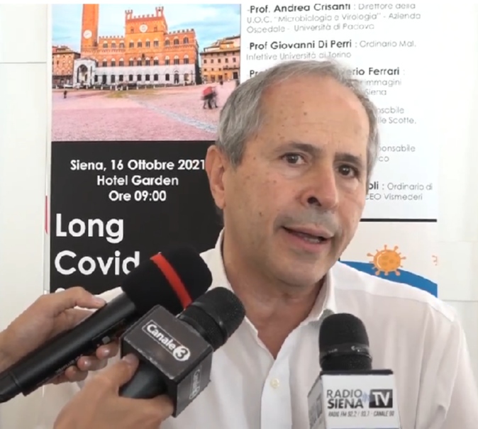 Convegno Long Covid a Siena, Crisanti: "Terza dose necessaria, protezione cala dopo sei mesi da seconda. Green Pass non crea ambienti sicuri"