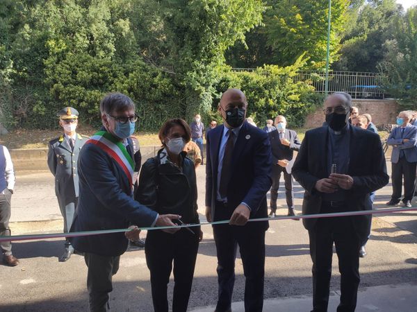 Siena, inaugurato lo stabilimento del marchio "Fiore": 80 nuovi posti di lavoro