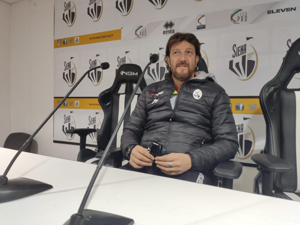 Cesena - Acn Siena, Negro: "Sono pronto, da questo periodo se ne esce vincendo"