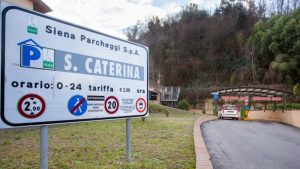 Macchine nei parcheggi in struttura a Siena, rilevate 800 infrazioni