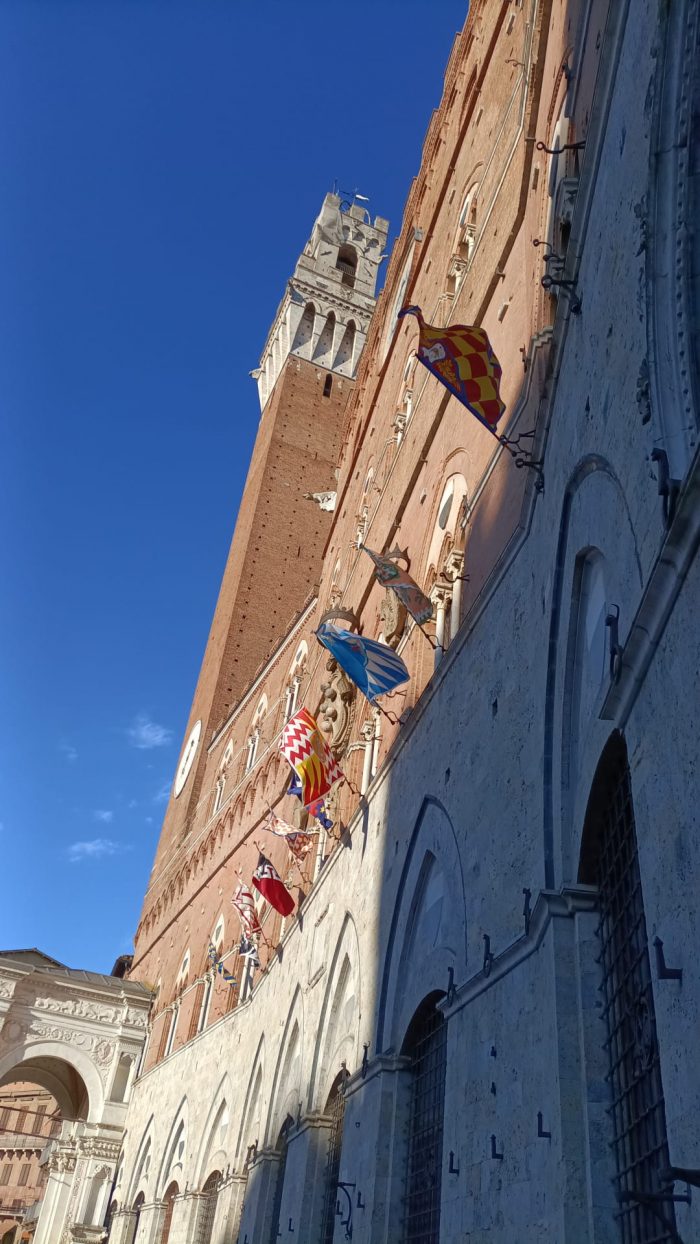 Palio 16 agosto 2022: estratte Onda, Selva e Chiocciola