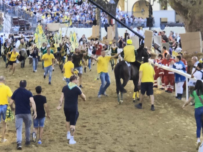 Palio di Asti, vince San Lazzaro con Giuseppe Zedde su Aiò de Sedini