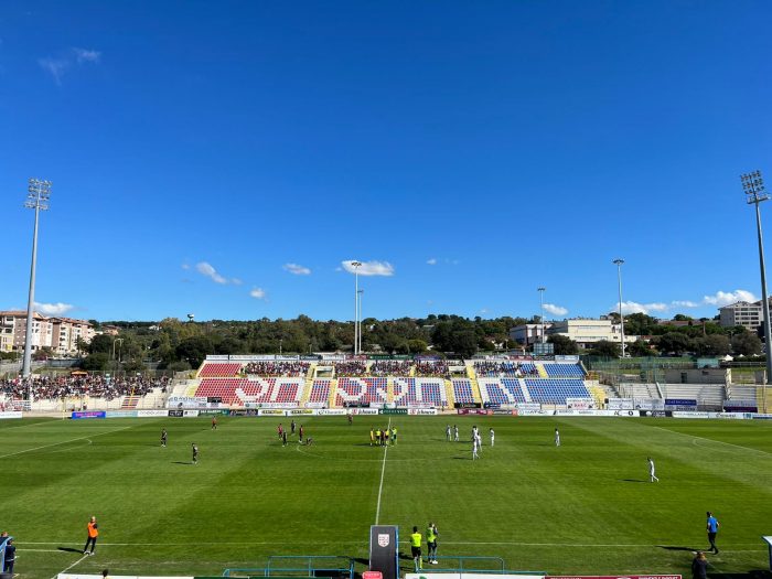 Primo passo falso del Siena, la Torres vince 2-0