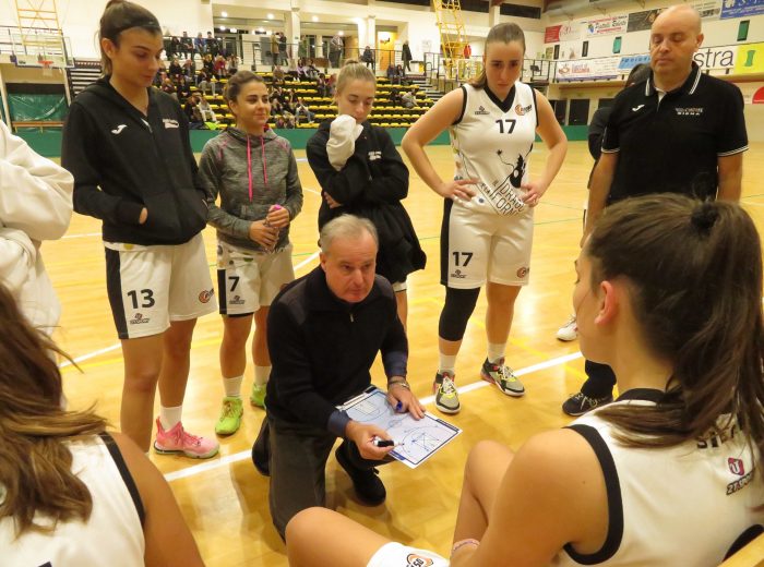 Basket serie B femminile: derby amaro per il Costone che si arrende a Firenze