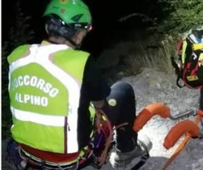 Escursionisti senesi bloccati dalla nebbia sulle Apuane, salvati dal soccorso alpino