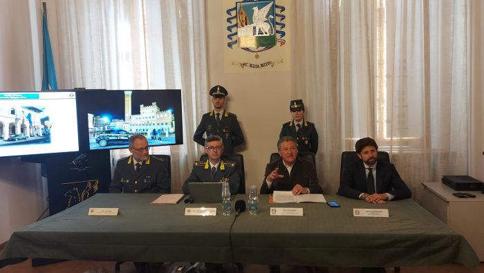 Indagine Procura-Guardia di Finanza Siena, smantellato hub immigrazione clandestina