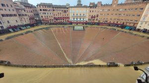 Palio, alle 17 valutazione sindaco su tufo per svolgimento o annullamento terza prova