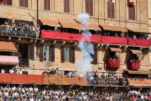 Palio di Siena 16 agosto, le batterie della Tratta in tempo reale