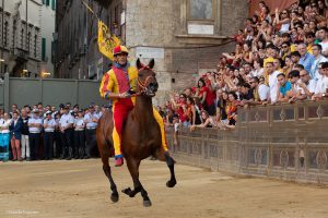Verso il Palio di Siena: Anda e Bola domenica corre a Gavoi, in Sardegna