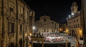 Cantine in Piazza a Montepulciano il 18 agosto