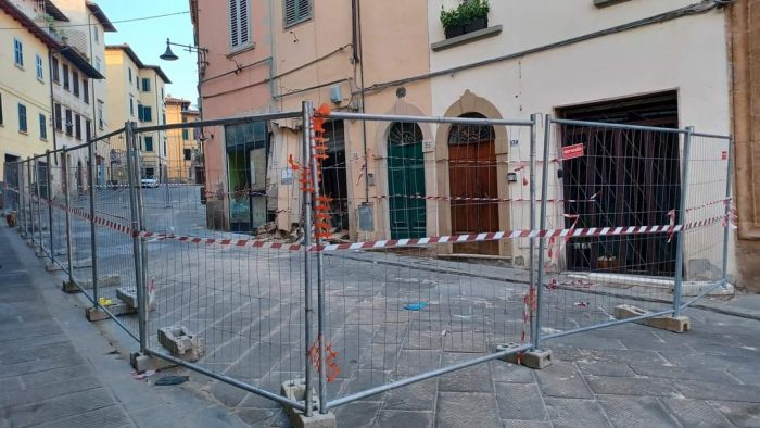 Cedimento palazzina Poggibonsi, proseguono verifiche e sopralluoghi