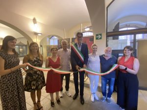 Montepulciano, inaugurata la mostra “Fiori: Ergo Sum!” presso il Museo Civico Pinacoteca Crociani