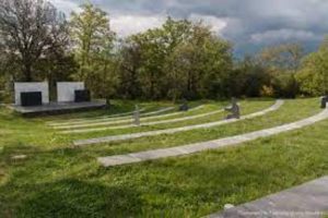 Concerti al tramonto e "picnic ad arte": inizia l'estate in musica al Parco Sculture del Chianti