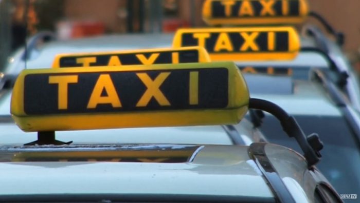 Siena, se un viaggio in taxi diventa un’odissea. Il racconto di una cliente rimasta a piedi