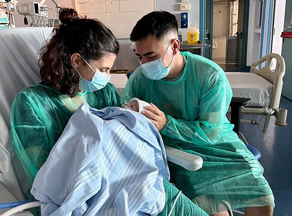 Gli ospedali di Siena e Massa fanno squadra per salvare un bambino nato con grave malformazione