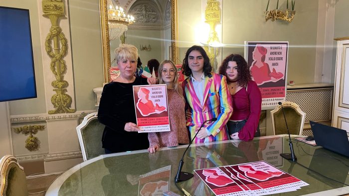 Violenza sulle donne, presentata campagna della Provincia di Siena insieme al manifesto curato dagli studenti del liceo artistico