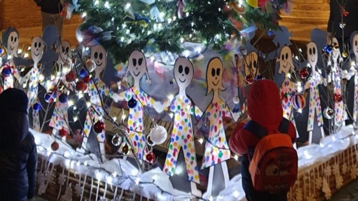 Il Natale dei bambini delle contrade, tante iniziative tra divertimento e solidarietà