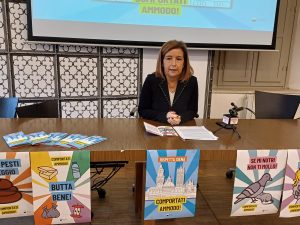 Decoro urbano a Siena, presentata la campagna di comunicazione del Comune "Comportati ammodo”