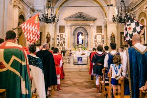 San Quirico d’Orcia: Festa del Barbarossa, stasera il Corteo dei Ceri