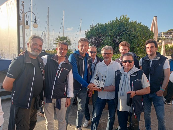 Vela: ottimo terzo posto di 'Razza Clandestina' di Siena nella regata 151 Miglia