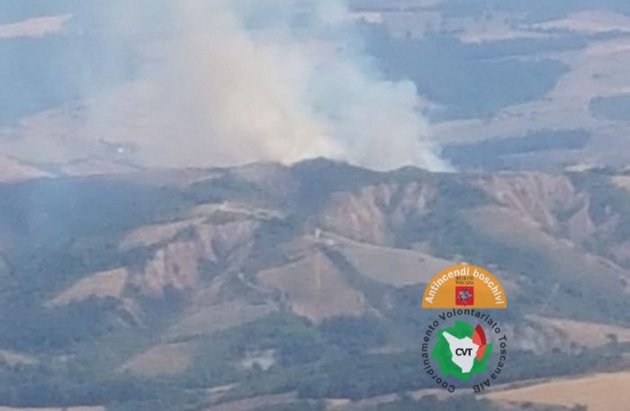 Incendio San Casciano dei Bagni, il grazie del presidente Giani