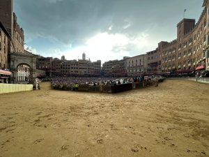 Palio di Siena, incognita meteo. Sonnini: "Dobbiamo sperare nel miracolo"