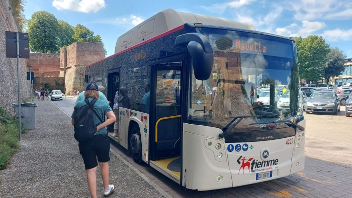 Siena, il progetto bus navette per l'accesso al centro all’esame dell’apertura delle scuole