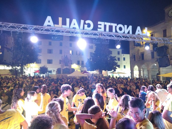 Notte Gialla a Colle di Val d'Elsa, cronaca di un grande successo