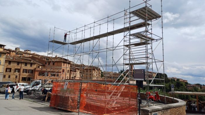 Siena, modifiche ai percorsi bus per la chiusura di piazza del Mercato