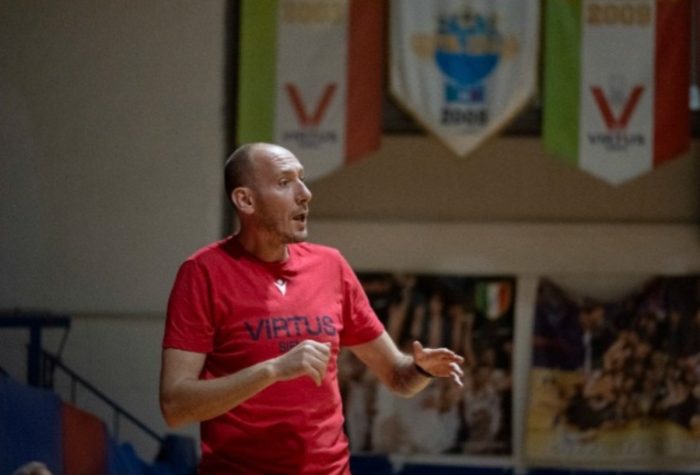 Basket, Virtus Siena vincente all'esordio casalingo: battuta San Miniato 88-78