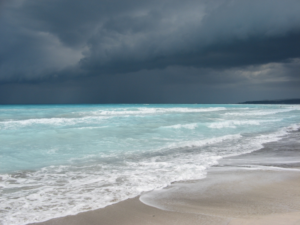 Meteo: temporali forti, codice giallo domani su costa centro-sud e arcipelago