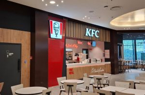 KFC, il colosso del pollo fritto apre nella galleria PortaSiena