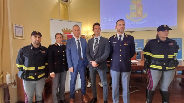 Siena: truffe anziani, Polizia recupera soldi e gioielli rubati ad una 88enne residente a Taverne