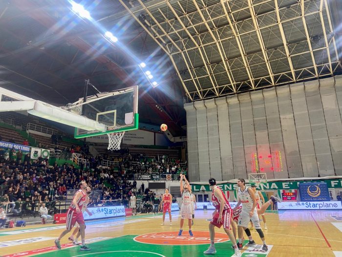 Mens Sana Basketball batte la capolista Empoli 88-82